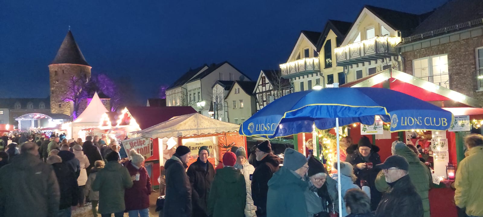 Bild vom Lions Stand auf dem Weihnachtsmarkt